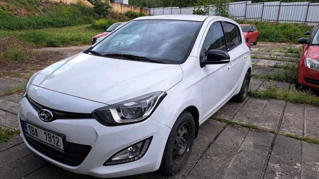 HYUNDAI I20 