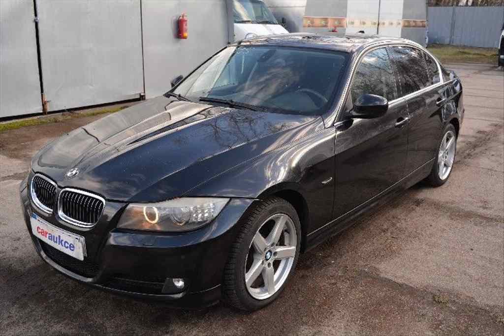 BMW 330 D AT