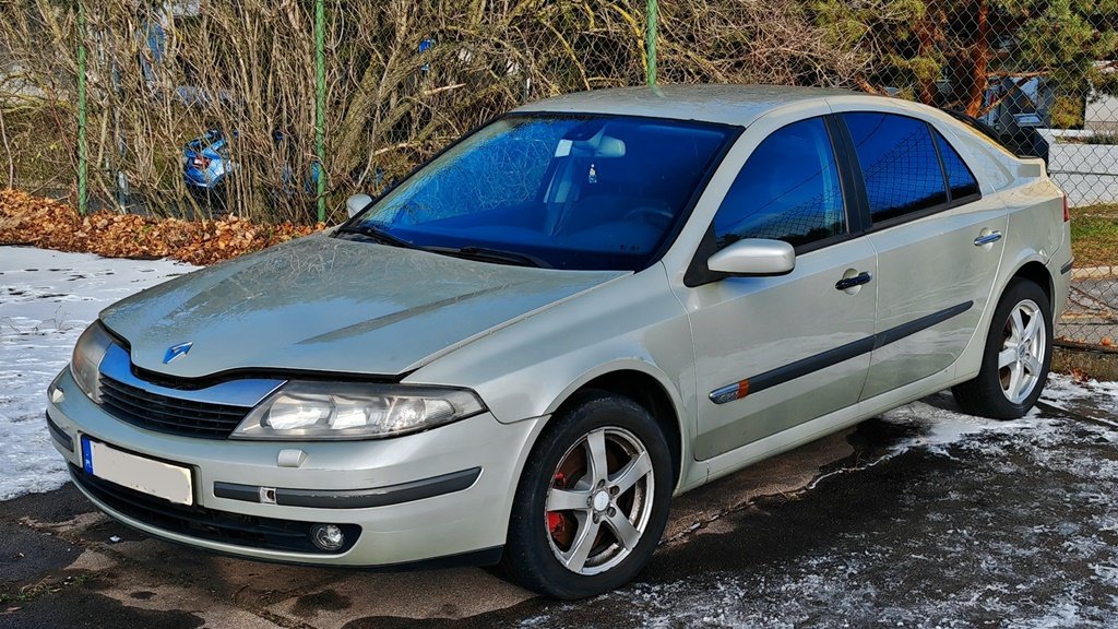 RENAULT LAGUNA II 3,0/152 kW – registrace Polsko, nepojízdné, bez klíčů