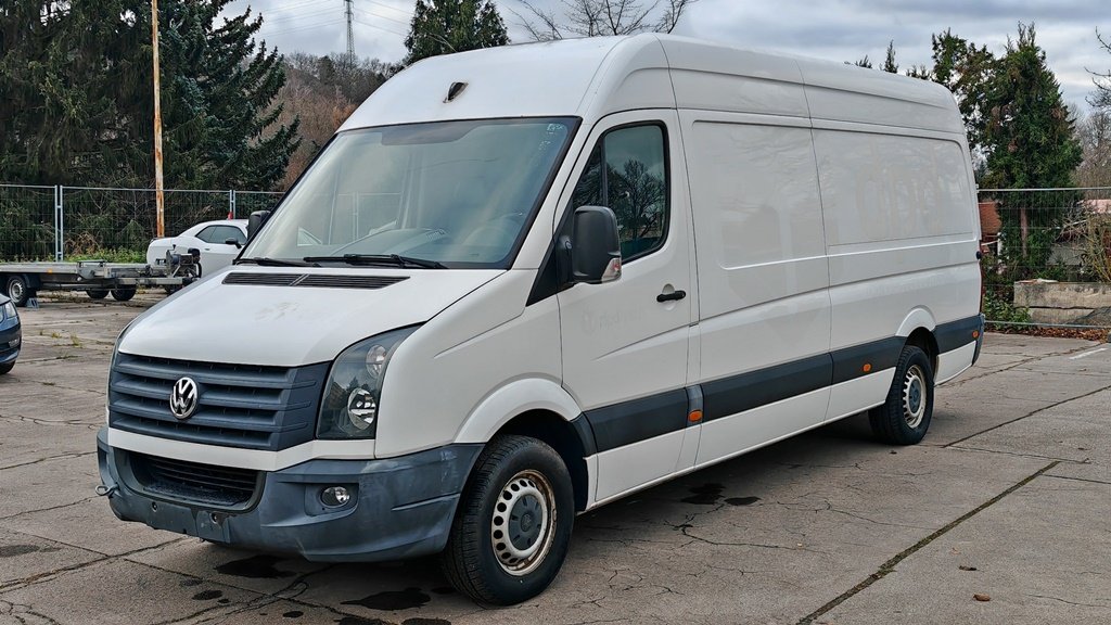 VOLKSWAGEN CRAFTER 2,0 TDI/100 kW – registrace Maďarsko