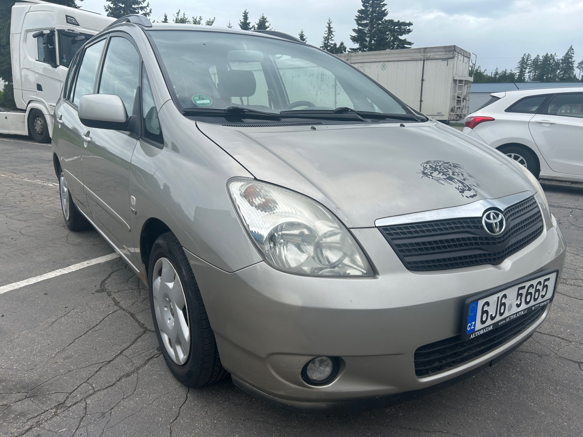 TOYOTA Corolla 1,6