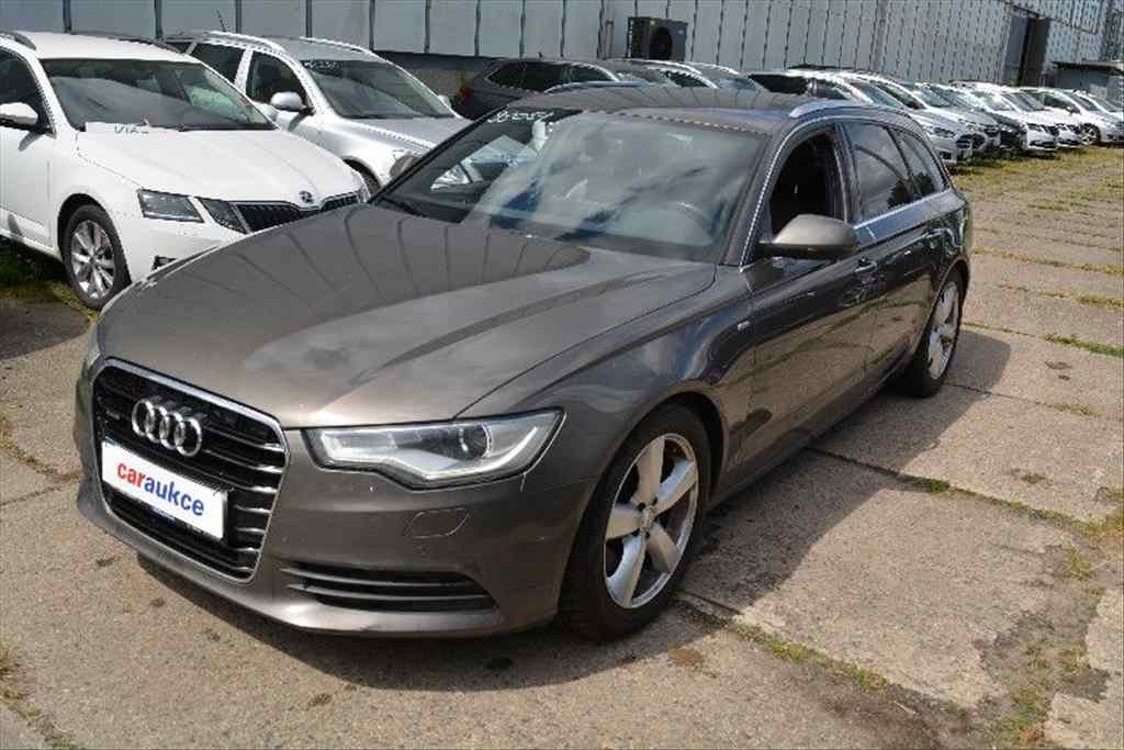 Audi A6 AVANT 3,0 TDI QUATTRO