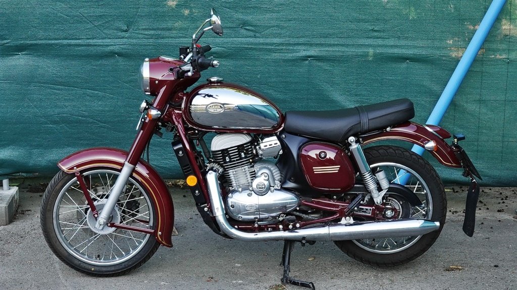 JAWA 300 CL/17 kW