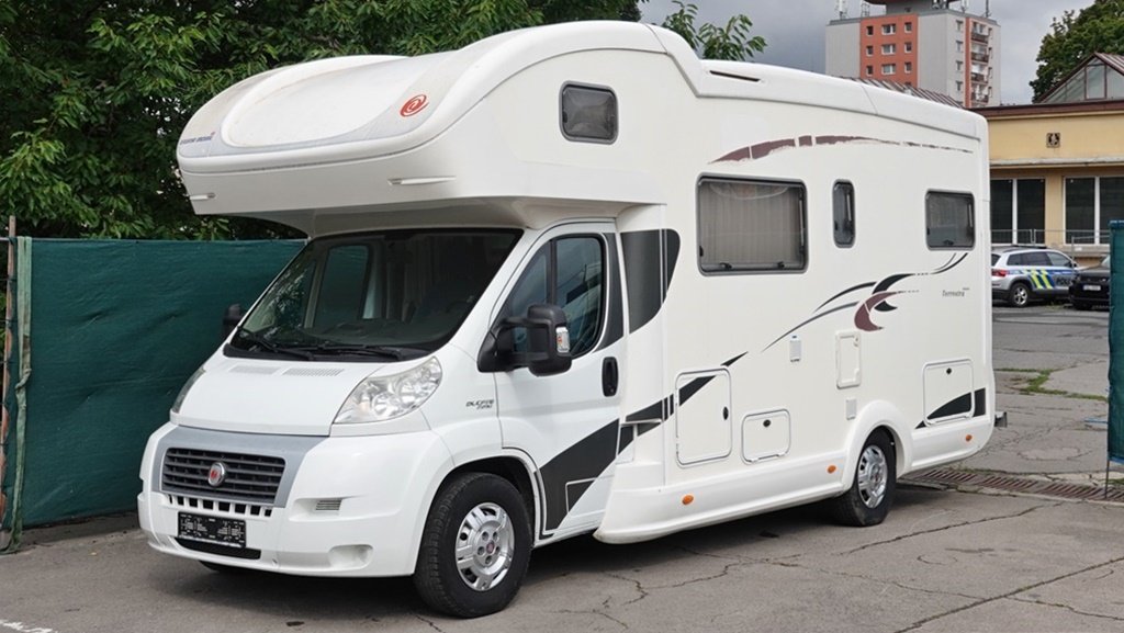 EURA MOBIL TA 690 HB 2,3/109 kW