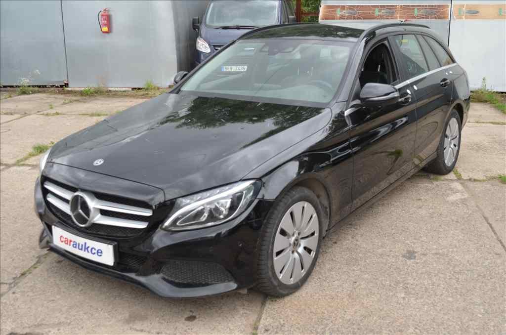 Mercedes-Benz Třídy C 200 D