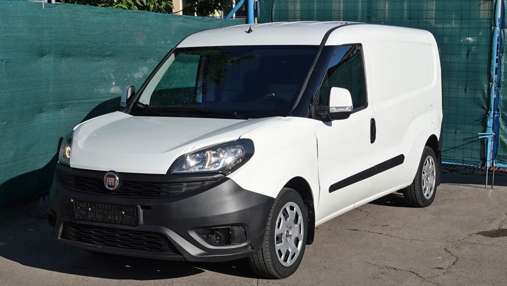 FIAT DOBLO CARGO 1,4 BA/CNG EURO 6/88 kW – RZ depozit PRAHA