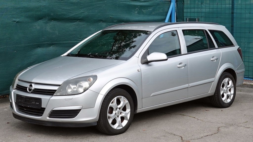 OPEL ASTRA-H ENJOY 1,7 CDTi/59 Kw – registrace Maďarsko, bez dokladů