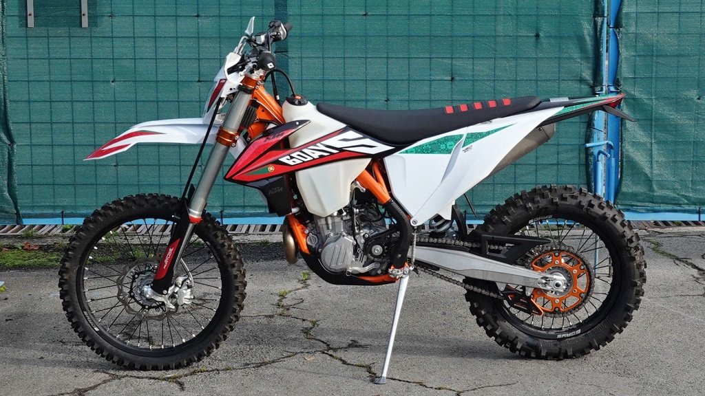 KTM EXC-F 450 SIX DAYS/12 kW – NEPOJÍZDNÉ, NEREGISTROVÁNO, BEZ TP
