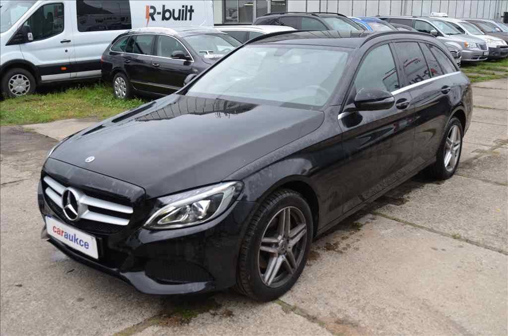 Mercedes-Benz Třídy C 220 D 4MATIC
