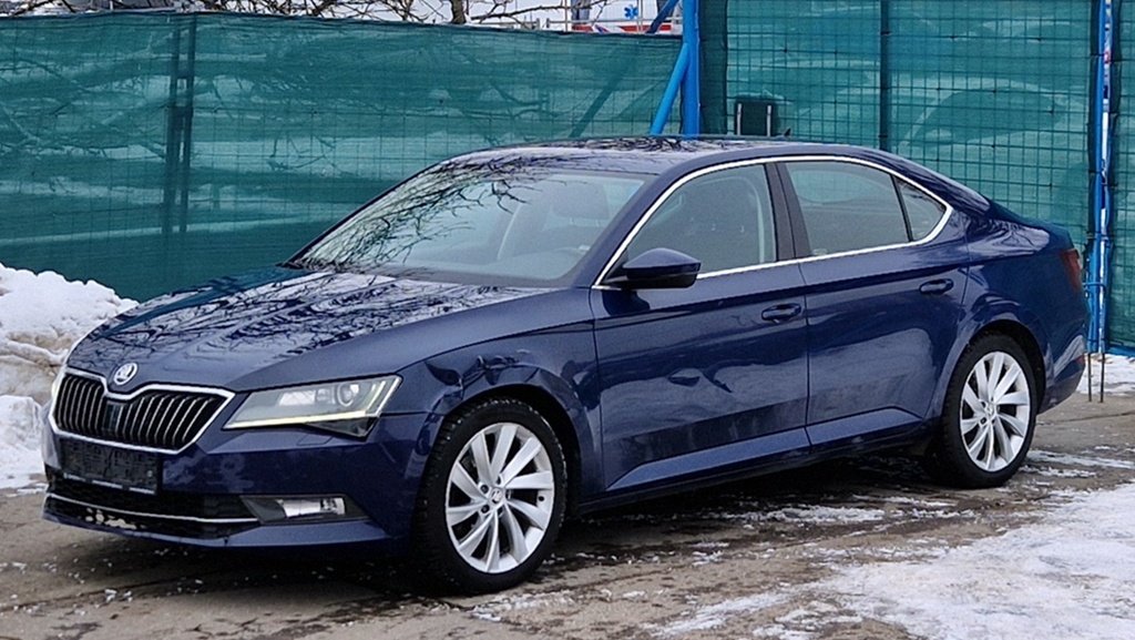 ŠKODA SUPERB Style 4×4 DSG 2,0 TDi/140 kW