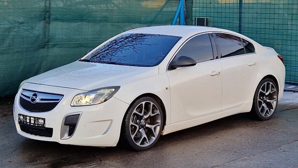 OPEL INSIGNIA OPC 2.8 V6 Turbo 4×4/239 kW – registrace Polsko