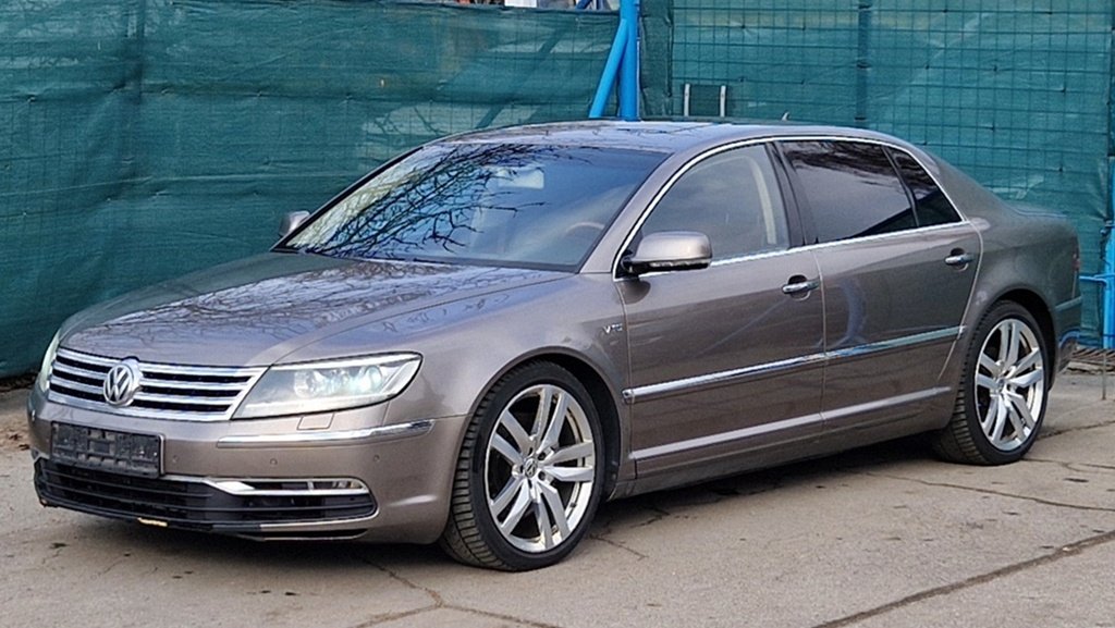 VOLKSWAGEN PHAETON 4MOTION 3,0 TDi/176 kW – registrace Slovensko