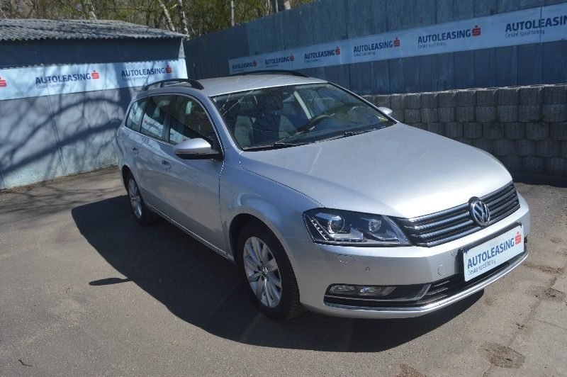 VOLKSWAGEN PASSAT VARIANT 2.0 TDI HIGHLINE