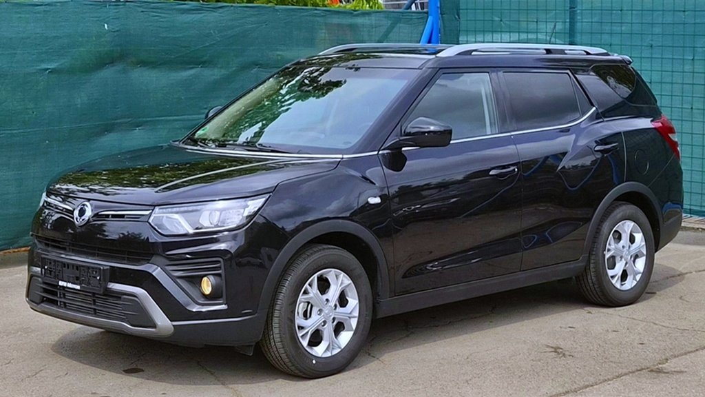 SSANGYONG TIVOLI 1,6 CDTI/89 kW – RZ depozit PRAHA