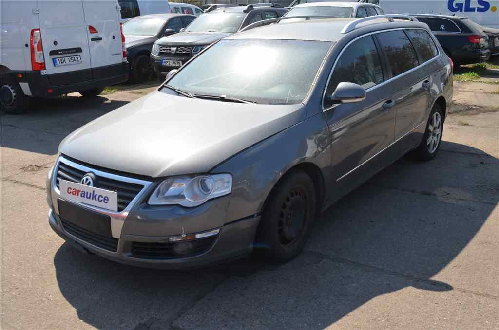 Volkswagen Passat VARIANT 2,0 TDI DSG