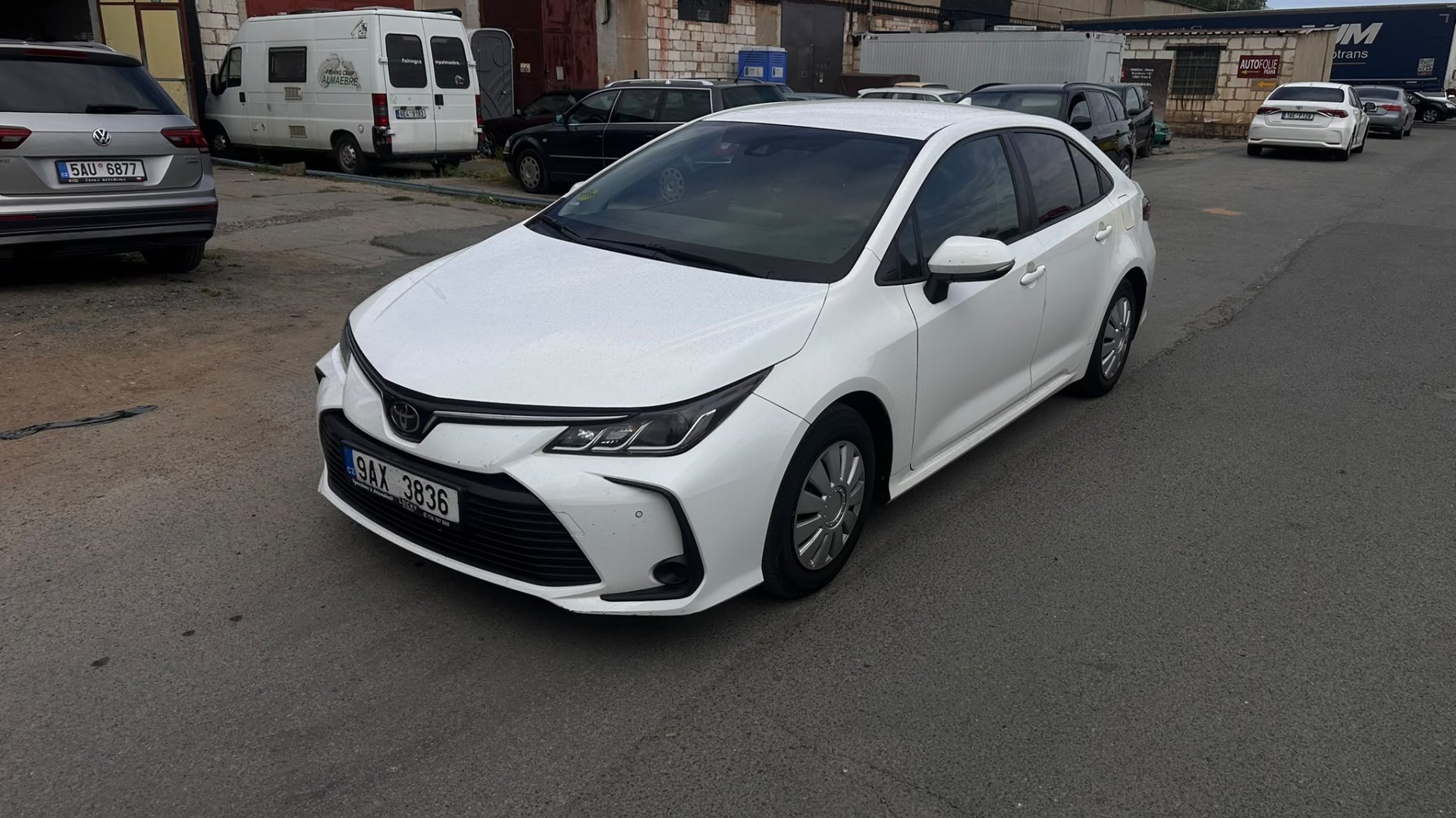TOYOTA COROLLA