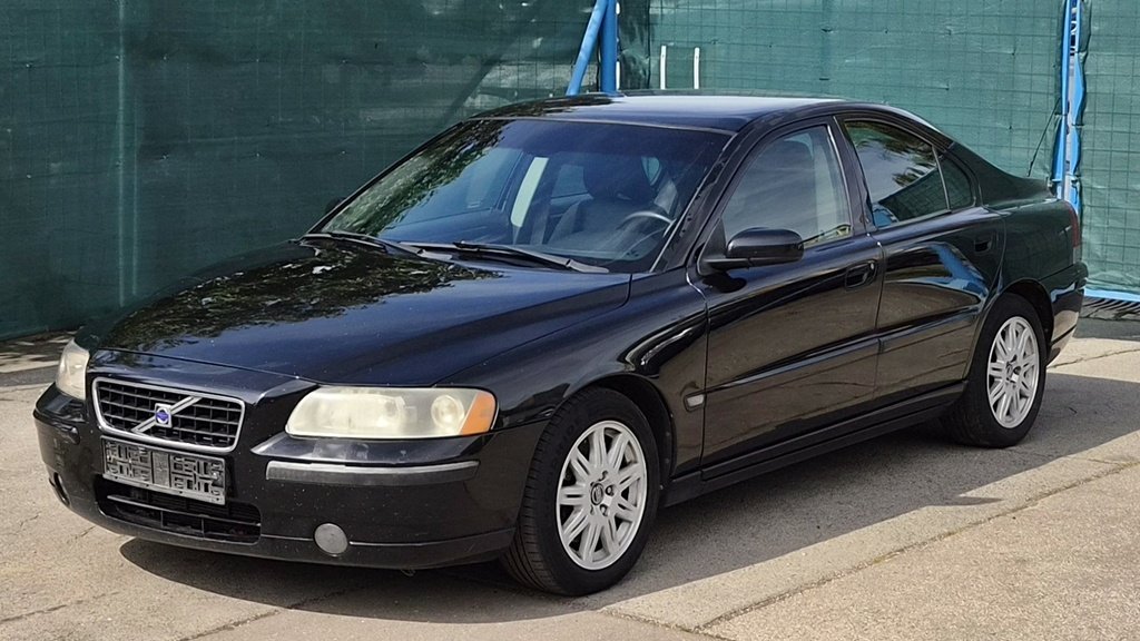 VOLVO S60 2,0/206 kW – NEPOJÍZDNÉ