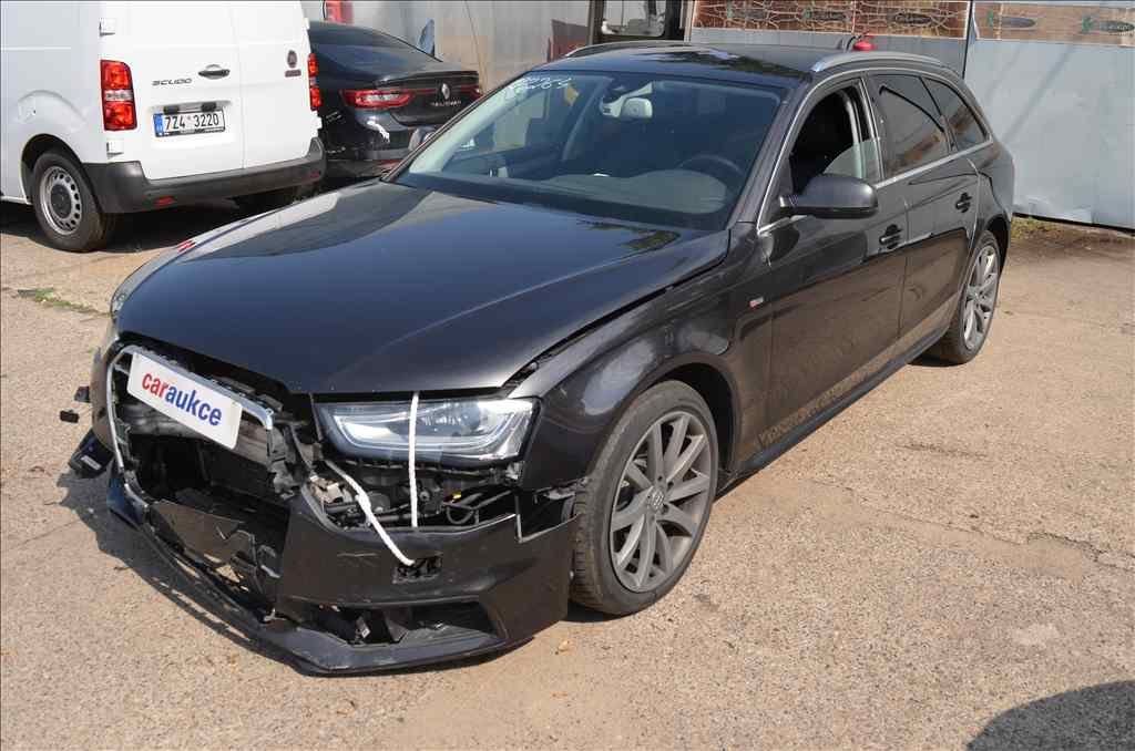 Audi A4 AVANT 3,0 TDI