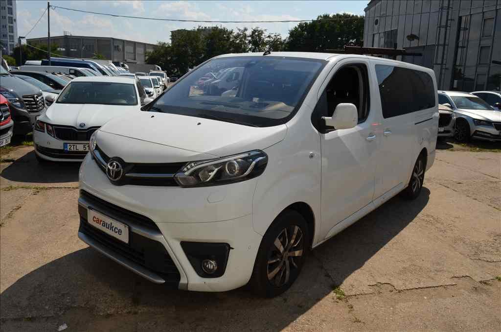 Toyota Proace 2,0 D AT