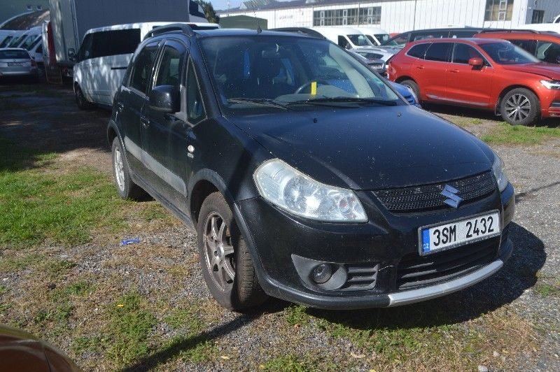 SUZUKI SX4  1,9  4WD